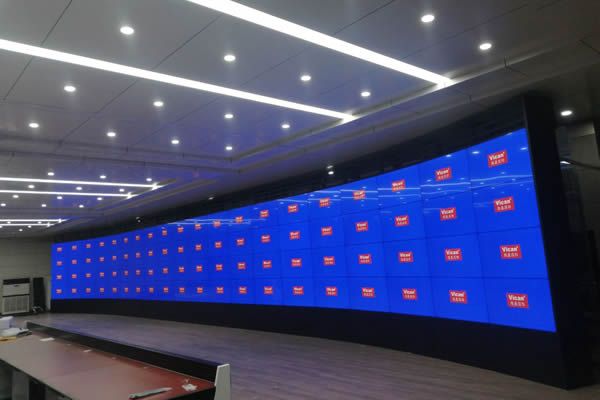 LCD拼接屏與LED顯示屏的區(qū)別有哪些，該如何選擇？
