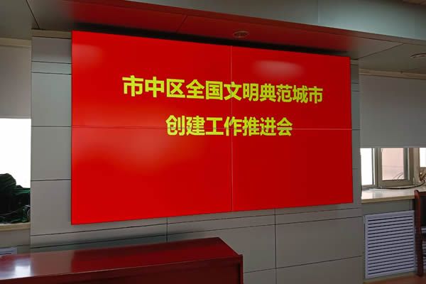 拼接屏價格多少錢由哪些參數(shù)決定？