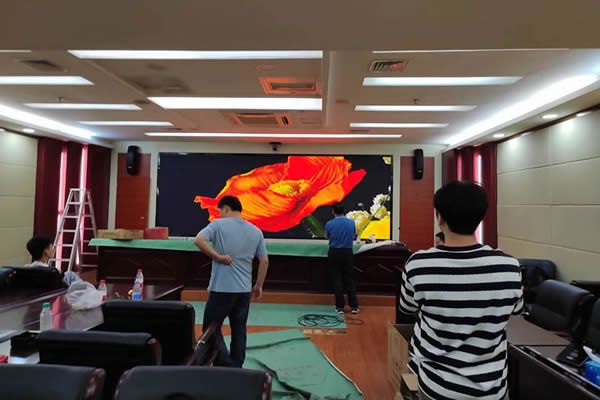 選購(gòu)會(huì)議室大屏，推薦LED顯示屏